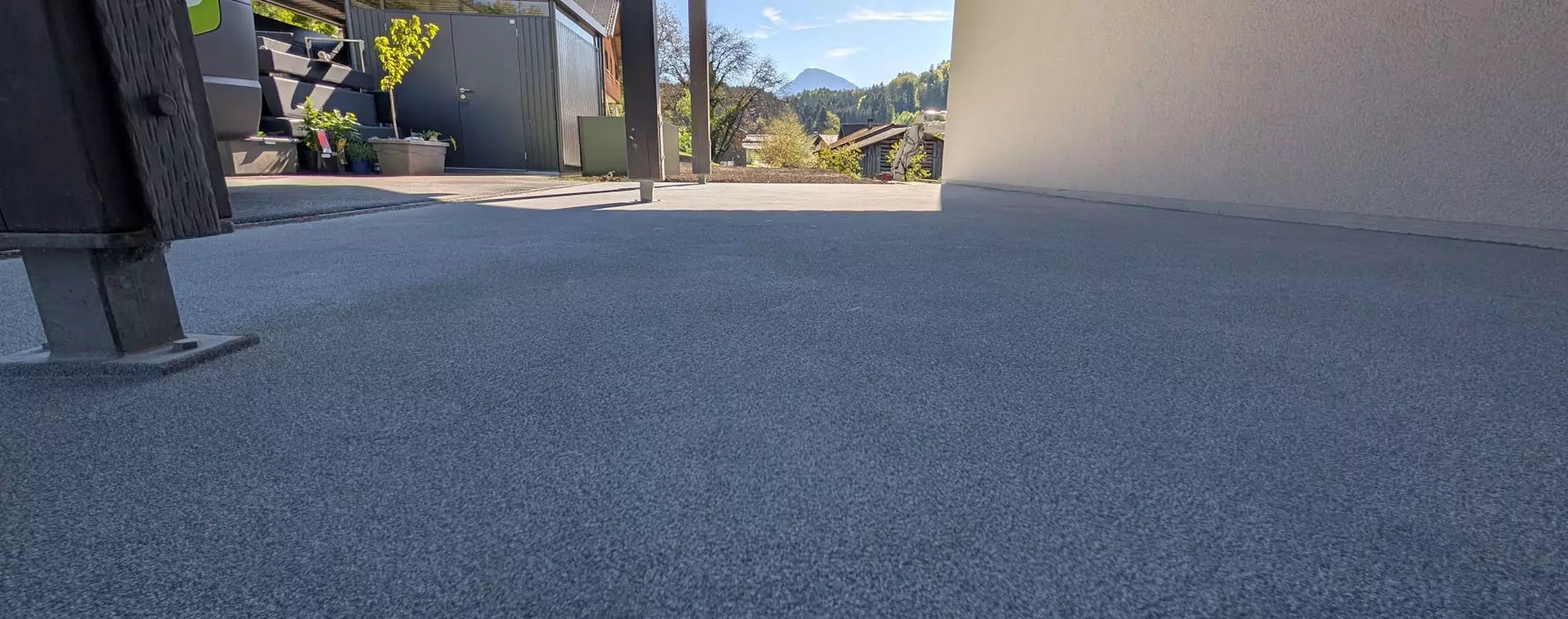 PT-Beschichtungen, Haus, Pool, Industrie, Fugenfrei, Polywall Wand Beschichtung, Polyfloor Boden Beschichtung, fugenlose Wandbeschichtung, fugenloses Bad ohne Fliesen, moderne Bodenbeschichtung, Innovative Beschichtungen, Hydrocoating, Steinteppich, Poolbeschichtungen, Garagen- und Industriebeschichtungen, Ladeflächenbeschichtungen, Philipp Tagwercher, Meiningen, Vorarlberg